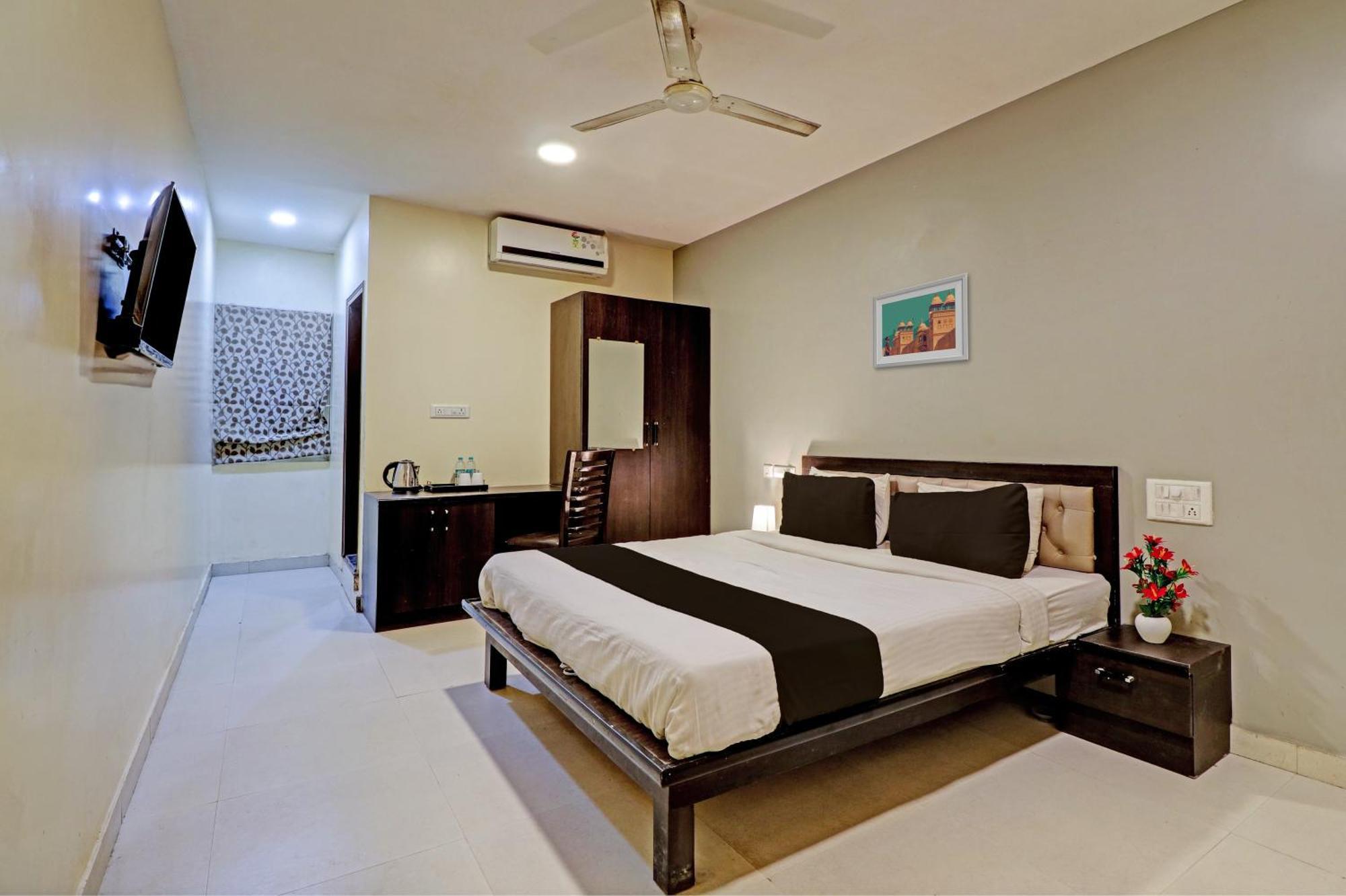 Hotel O Royal Bliss International Bangalore Eksteriør bilde